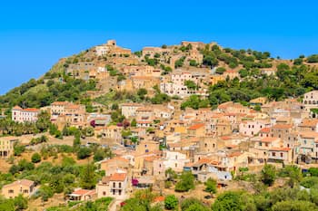 La situation cadastrale de l’Île de beauté doit être clarifiée