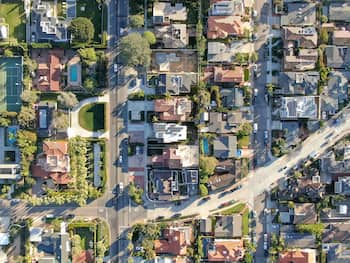 Un-logiciel-permet-de-débusquer-les-constructions-et-les-piscines-non-déclarées